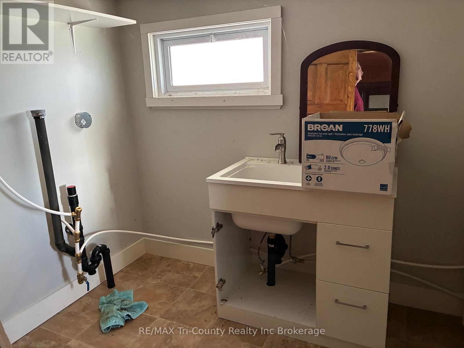 6 Bidwell Street, Tillsonburg, Ontario  N4G 3T3 - Photo 14 - X13021122