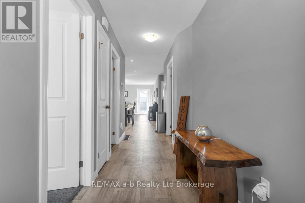 242 Wilson Avenue, Tillsonburg, Ontario  N4G 0H4 - Photo 11 - X13021332