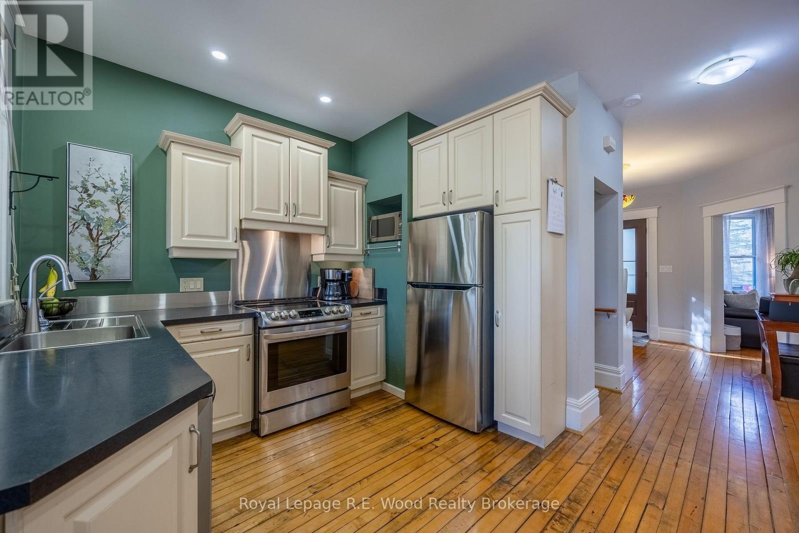 10 George Street, Tillsonburg, Ontario  N4G 2N2 - Photo 7 - X13022606