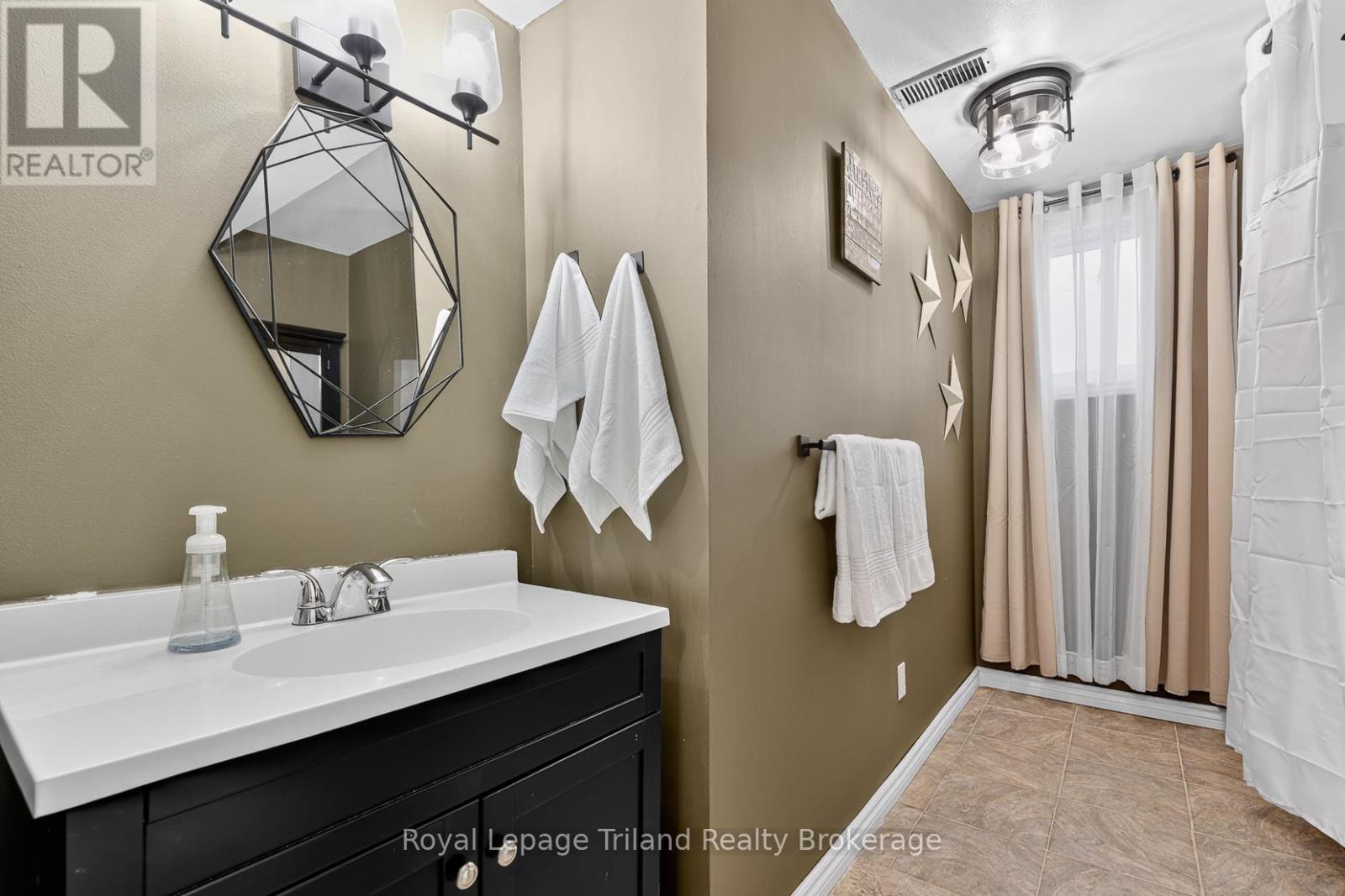 293 Whiting Street, Ingersoll (Ingersoll - South), Ontario  N5C 3P7 - Photo 34 - X13022608