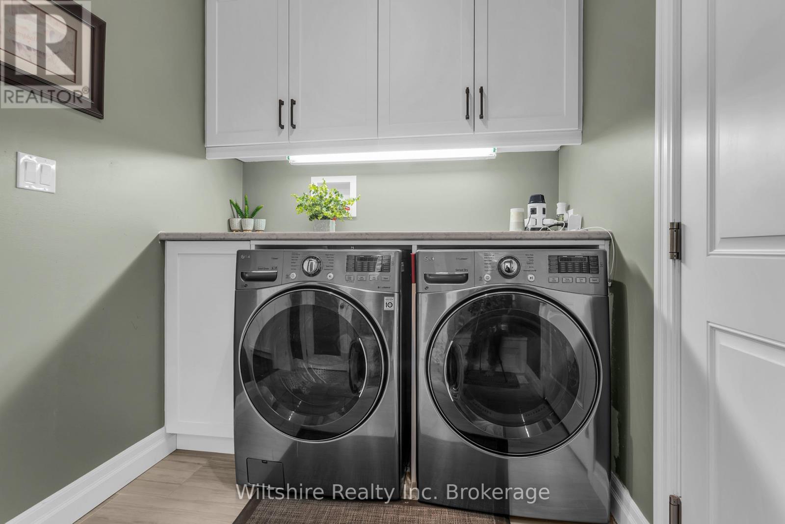 1 Honey Bend, St. Thomas, Ontario  N5P 3S6 - Photo 35 - X13022952