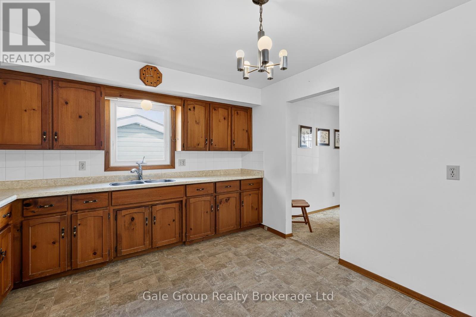 111 Chippewa Avenue, Woodstock (Woodstock - North), Ontario  N4T 1A1 - Photo 11 - X13023468