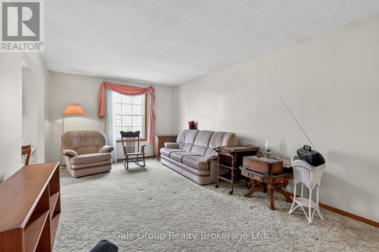 111 Chippewa Avenue, Woodstock (Woodstock - North), Ontario  N4T 1A1 - Photo 5 - X13023468