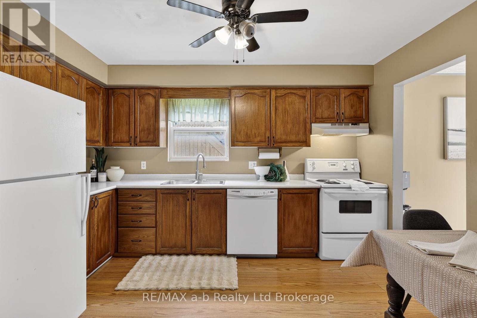 185 Carnegie Street, Ingersoll (Ingersoll - North), Ontario  N5C 1L1 - Photo 12 - X13024026