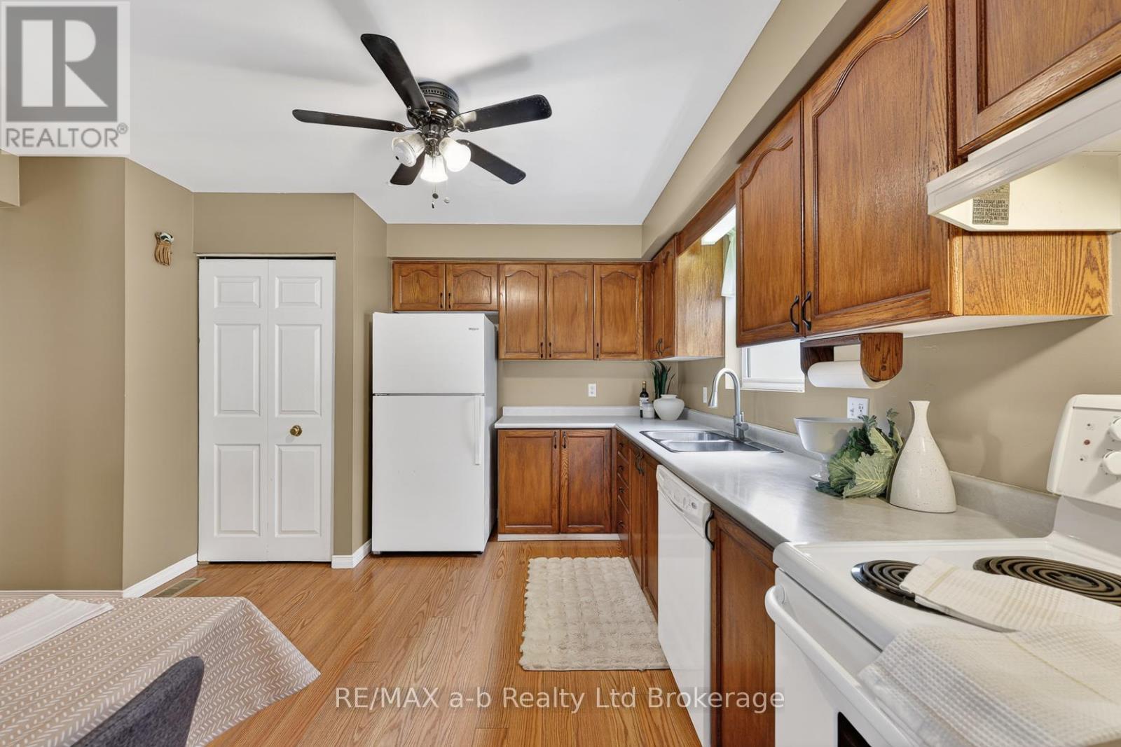 185 Carnegie Street, Ingersoll (Ingersoll - North), Ontario  N5C 1L1 - Photo 13 - X13024026