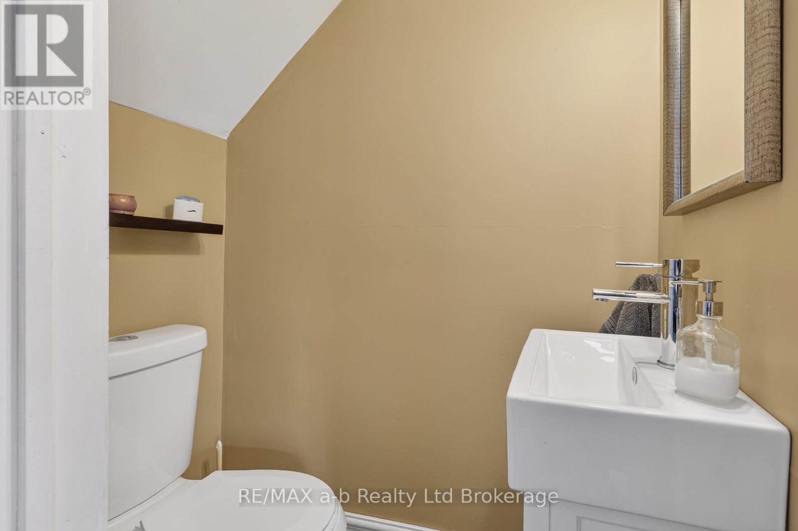 292 Buller Street, Woodstock (Woodstock - North), Ontario  N4S 4M5 - Photo 11 - X13024256