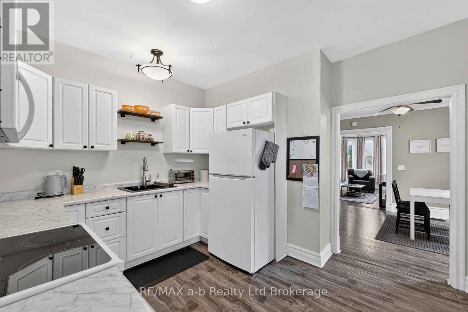 292 Buller Street, Woodstock (Woodstock - North), Ontario  N4S 4M5 - Photo 13 - X13024256