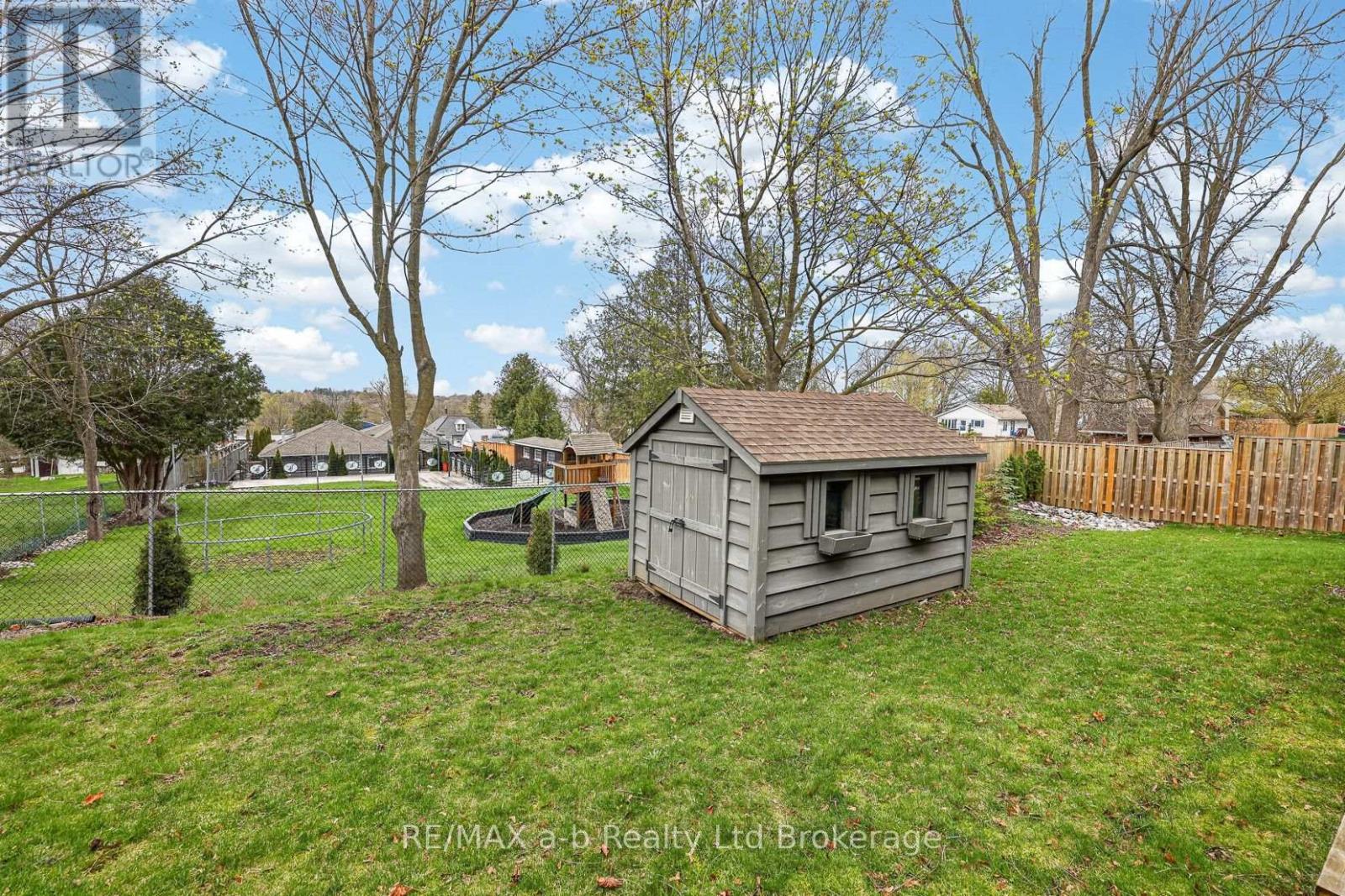 111 King Street East, Unit 14 Street, Ingersoll (Ingersoll - South), Ontario  N5C 1G8 - Photo 25 - X13024508