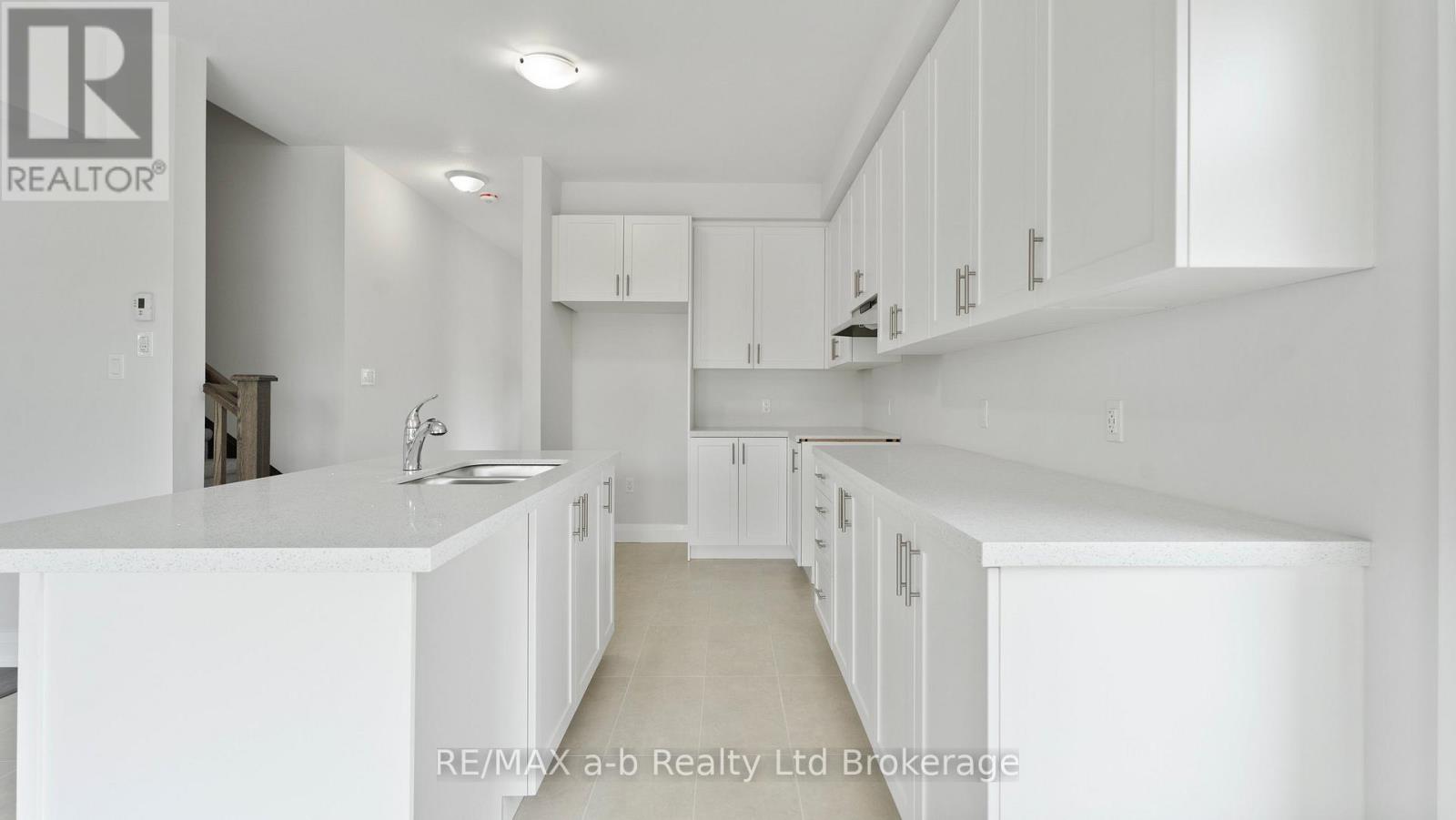 99 Cayley Street, Norwich (Norwich Town), Ontario  N0J 1P0 - Photo 3 - X13024786