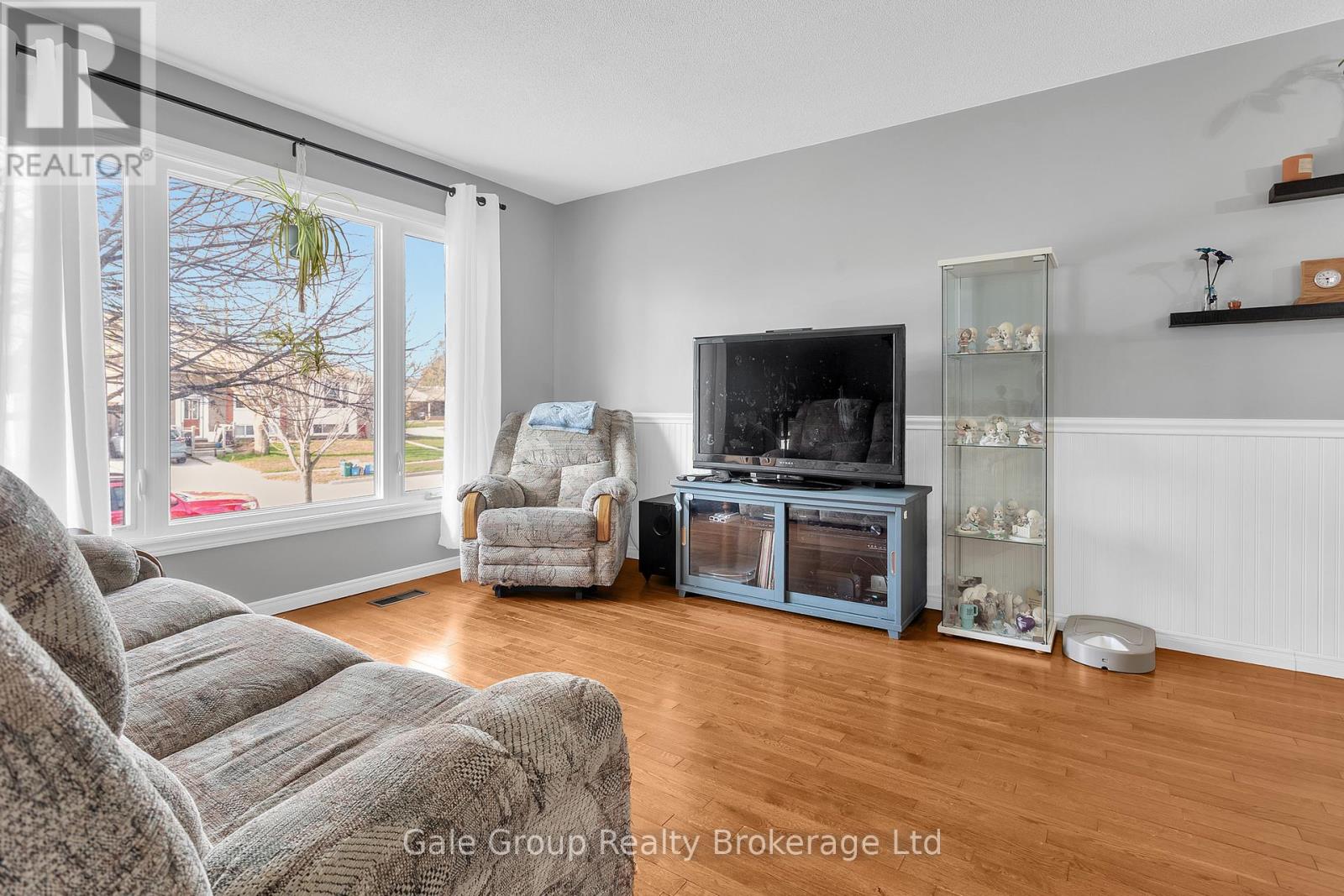 1132 Pearson Drive, Woodstock (Woodstock - North), Ontario  N4S 8V2 - Photo 11 - X13025792