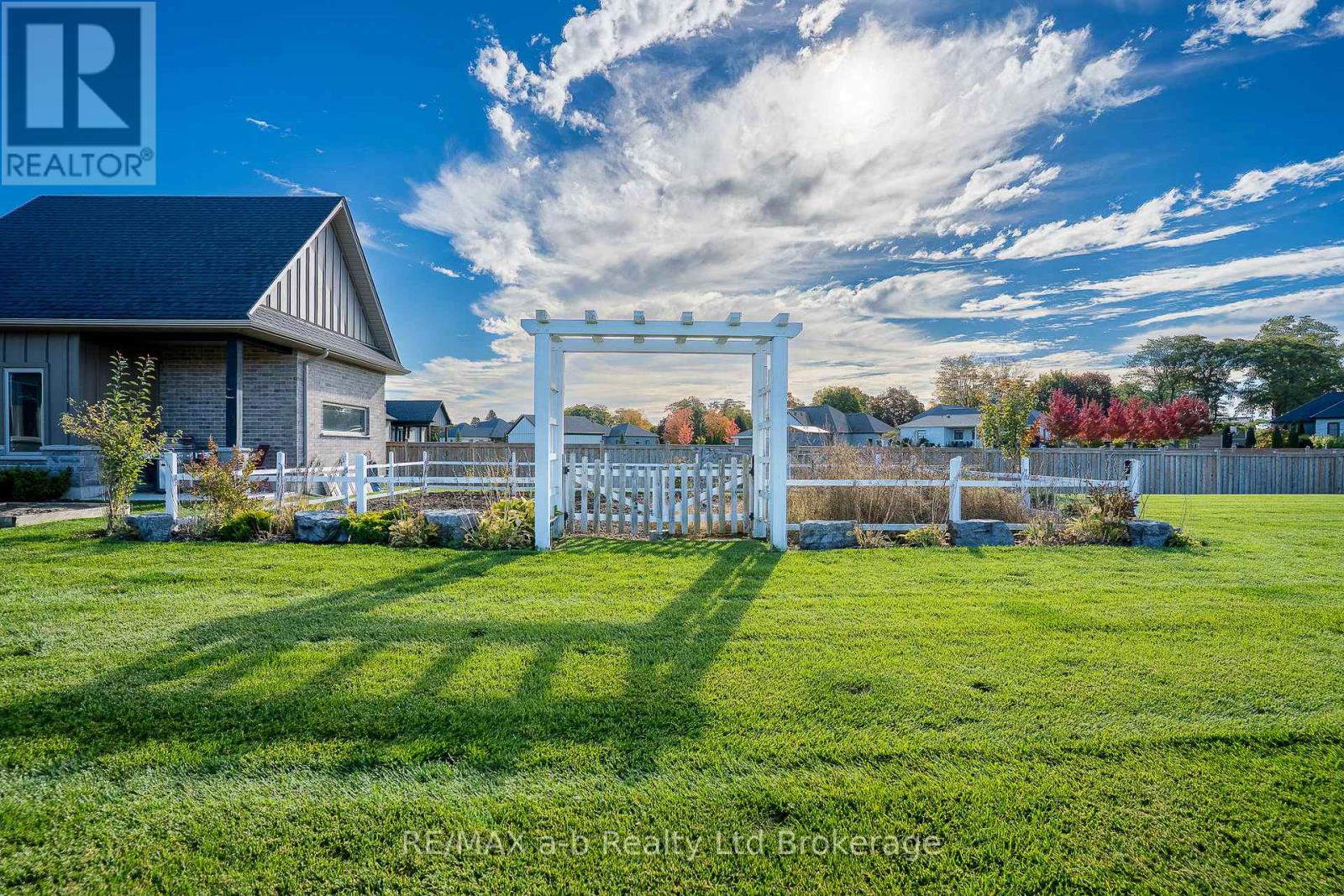 60 August Crescent, Norwich (Otterville), Ontario  N0J 1R0 - Photo 12 - X13025958