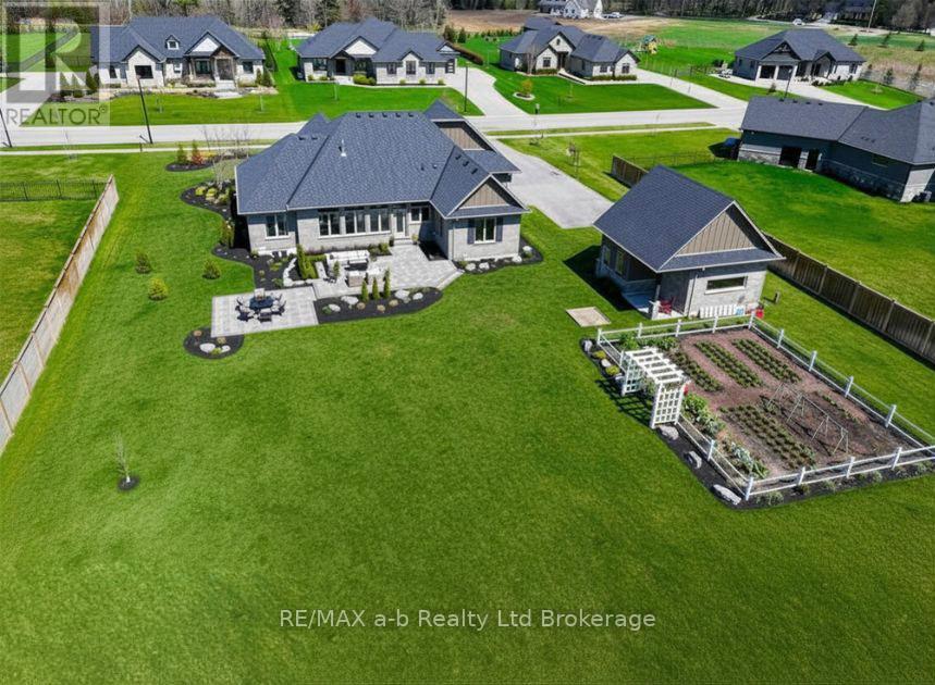 60 August Crescent, Norwich (Otterville), Ontario  N0J 1R0 - Photo 2 - X13025958