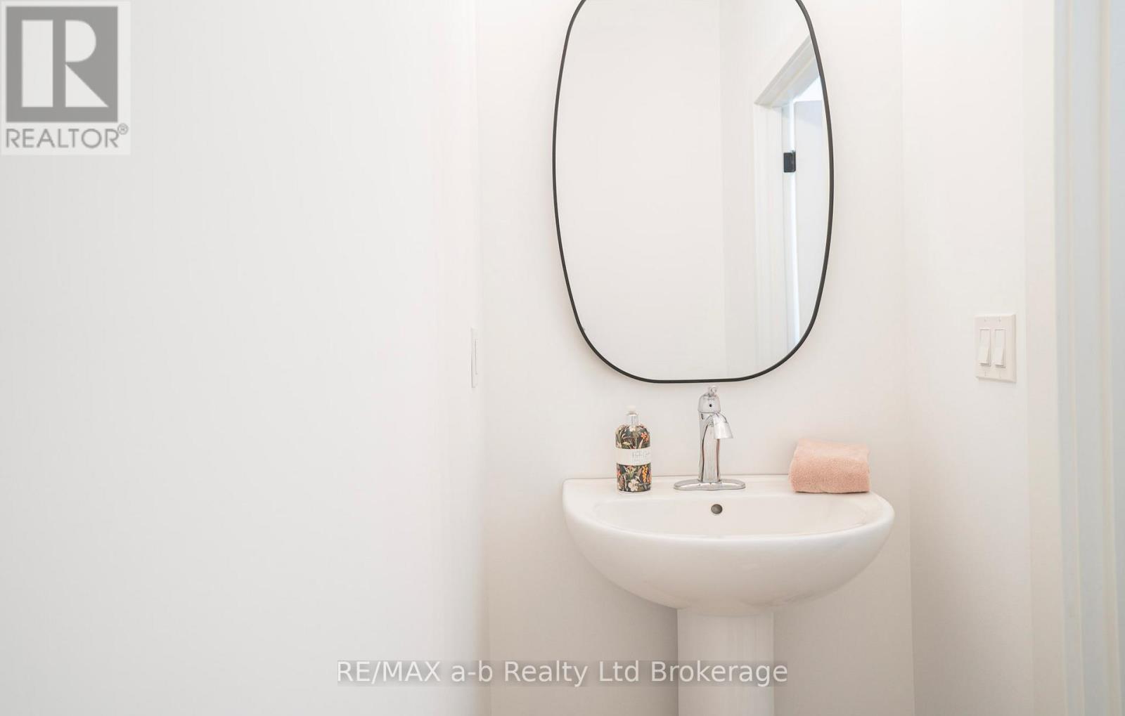 60 August Crescent, Norwich (Otterville), Ontario  N0J 1R0 - Photo 35 - X13025958