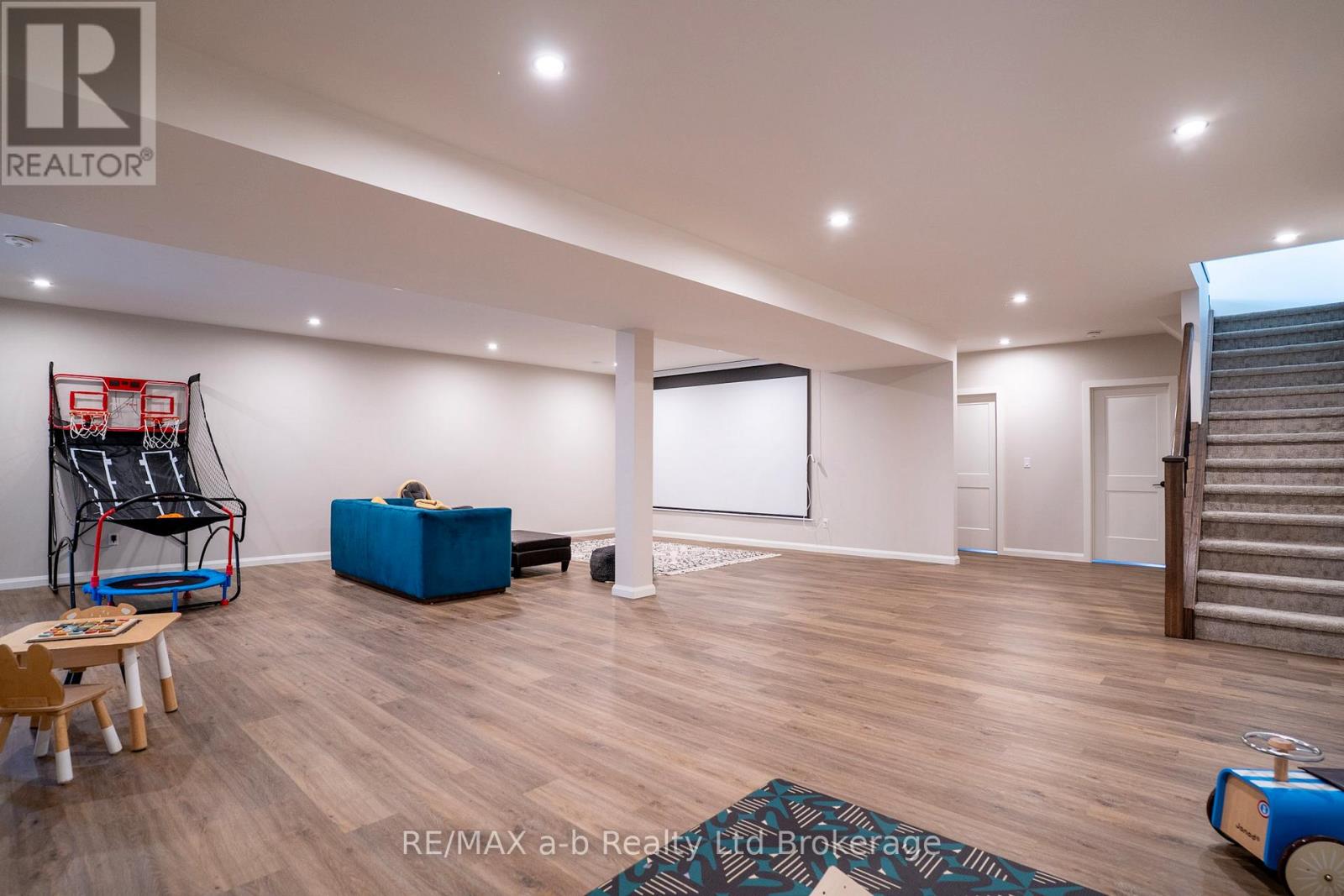 60 August Crescent, Norwich (Otterville), Ontario  N0J 1R0 - Photo 38 - X13025958