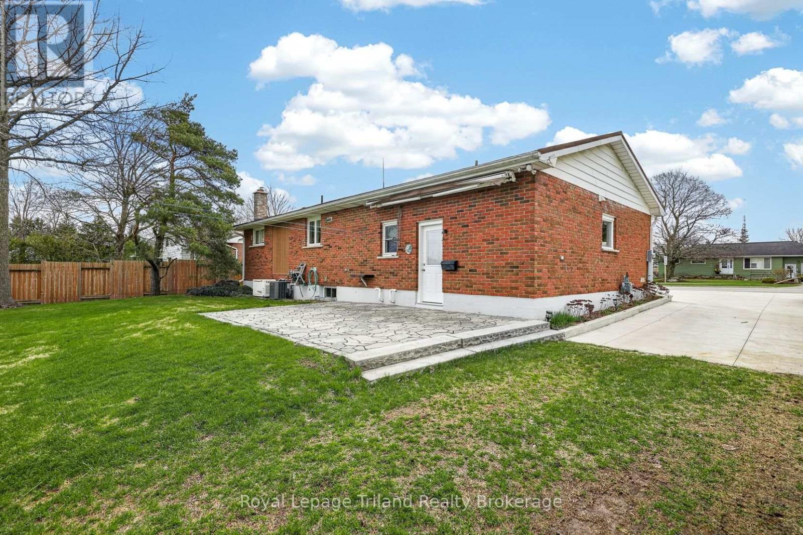 128 Loveys Street E, East Zorra-Tavistock (Hickson), Ontario  N0J 1L0 - Photo 35 - X13026944