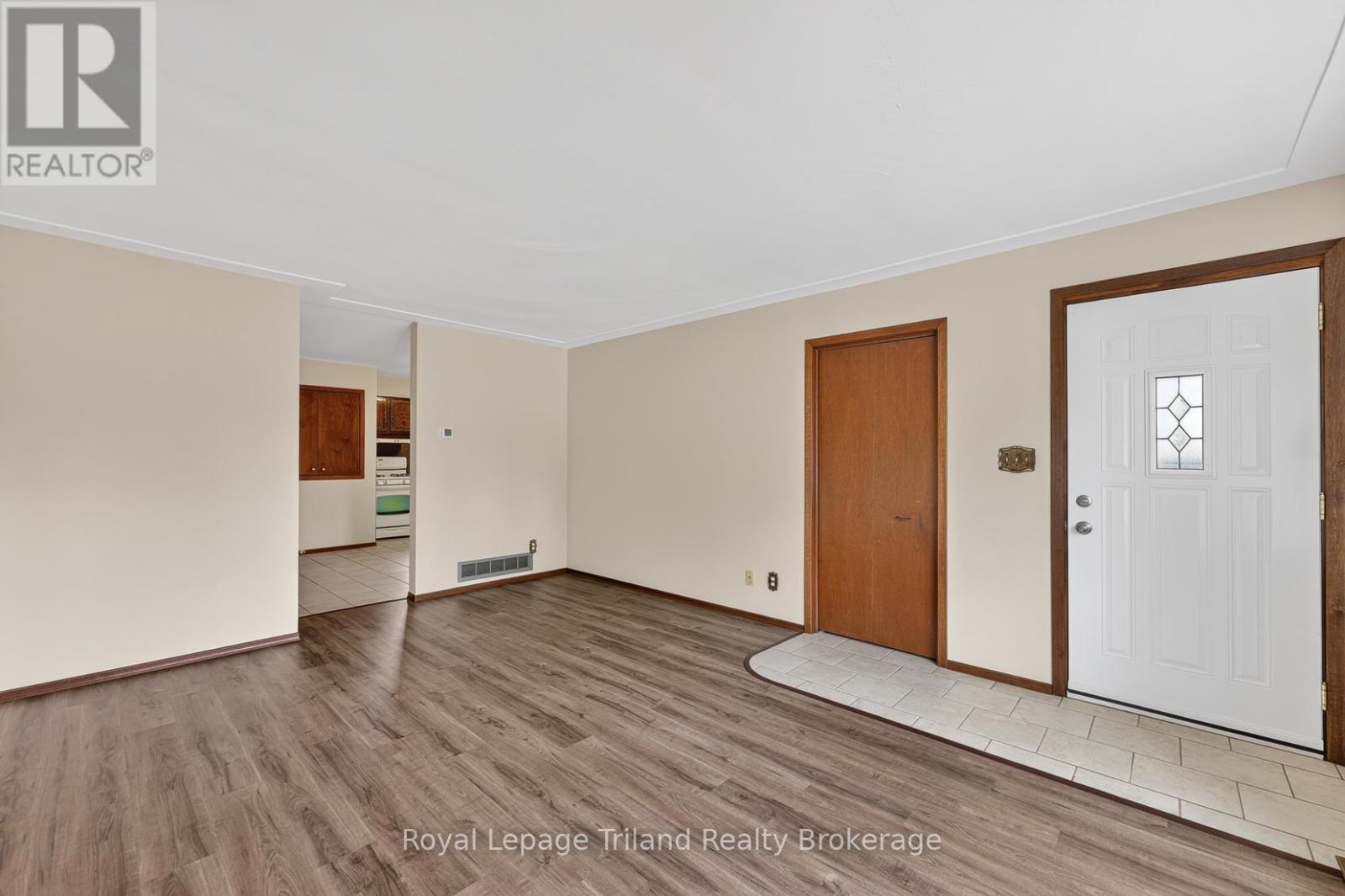 128 Loveys Street E, East Zorra-Tavistock (Hickson), Ontario  N0J 1L0 - Photo 7 - X13026944