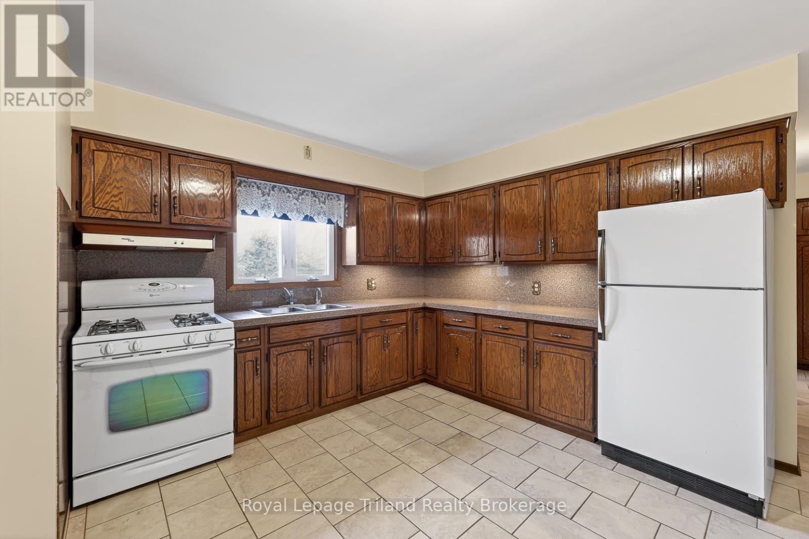 128 Loveys Street E, East Zorra-Tavistock (Hickson), Ontario  N0J 1L0 - Photo 9 - X13026944