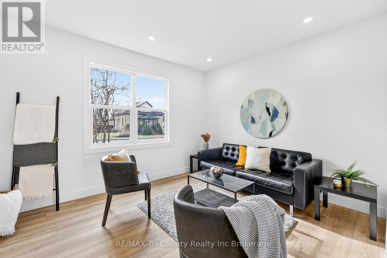 394 Wellington Street, Ingersoll (Ingersoll - South), Ontario  N5C 1T6 - Photo 10 - X13027094