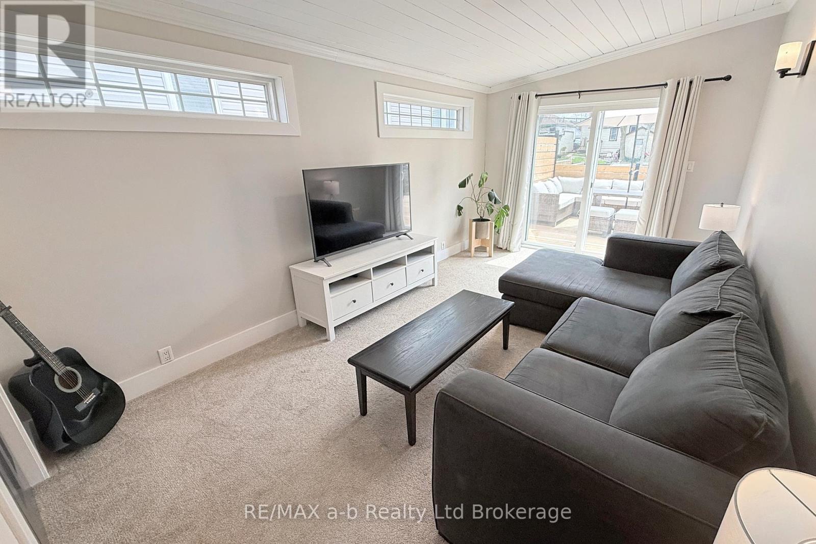 688 Henry Street, Woodstock (Woodstock - South), Ontario  N4S 1Y3 - Photo 22 - X13032432