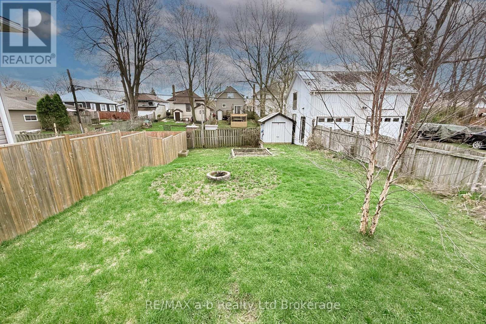 688 Henry Street, Woodstock (Woodstock - South), Ontario  N4S 1Y3 - Photo 44 - X13032432
