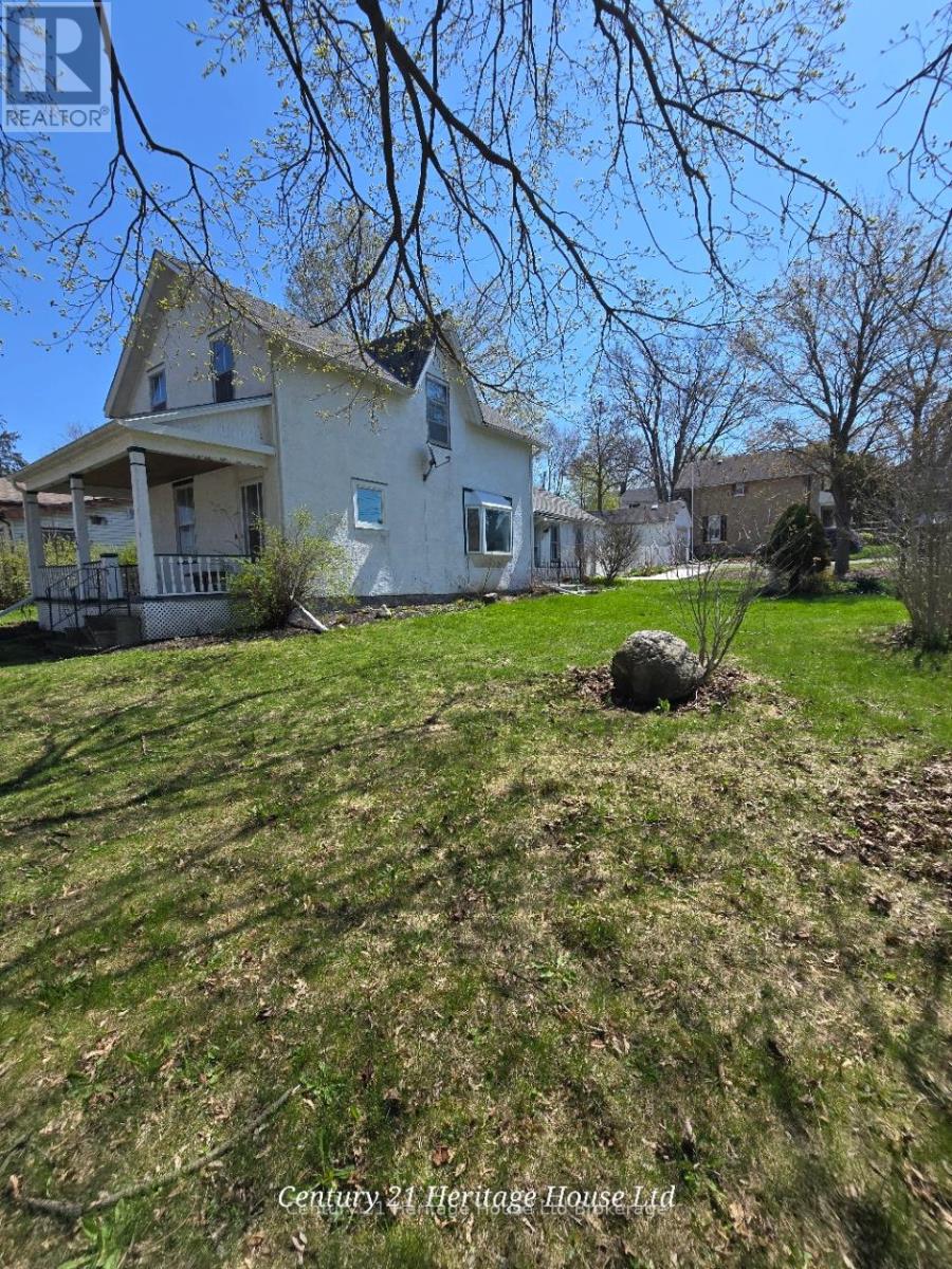 152 Charles Street E, Ingersoll (Ingersoll - South), Ontario  N5C 1K2 - Photo 2 - X13036740
