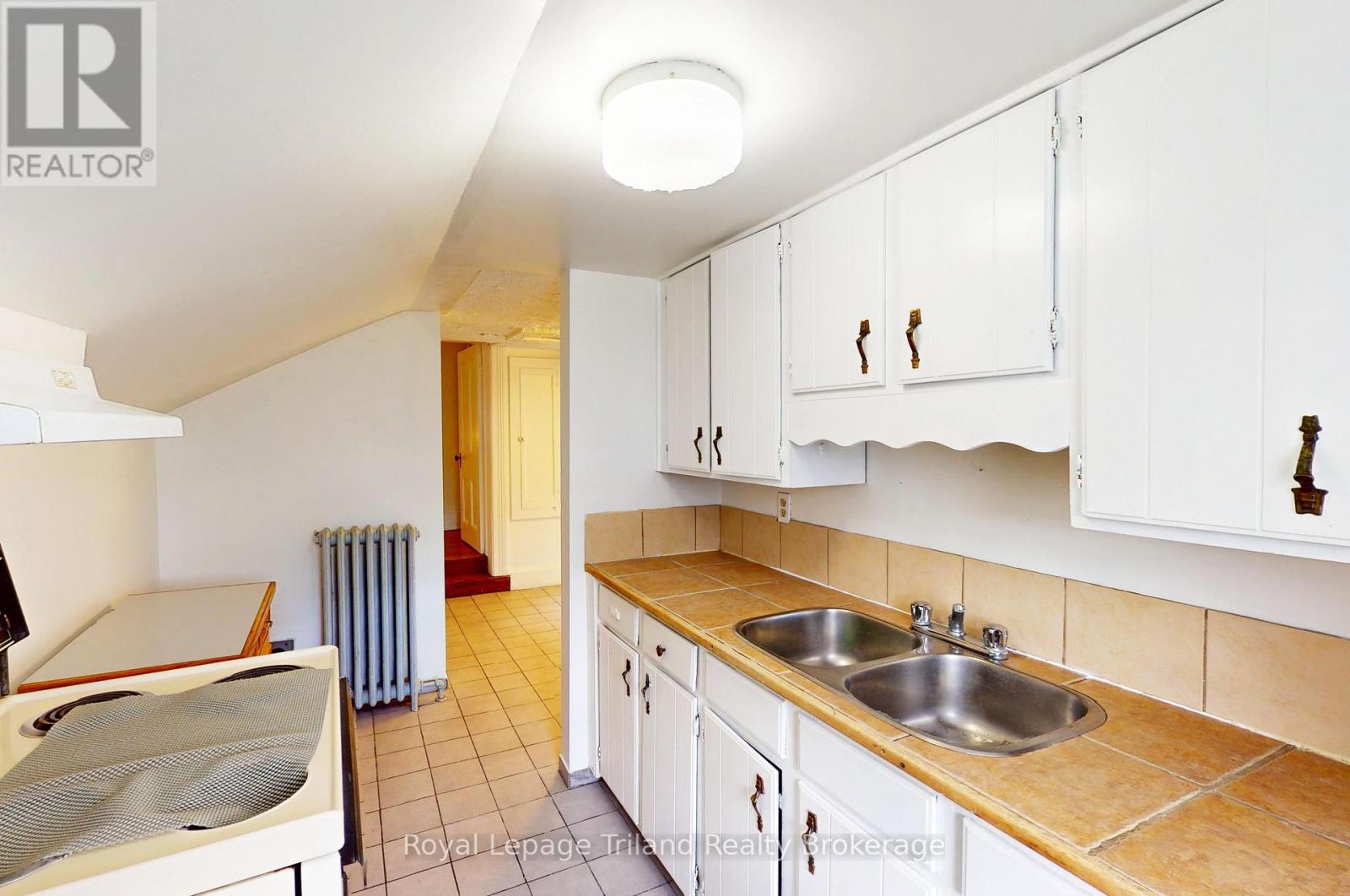 Upper - 1bed - 52 Wellington Street S, Woodstock (Woodstock - South), Ontario  N4S 3H6 - Photo 7 - X13038860