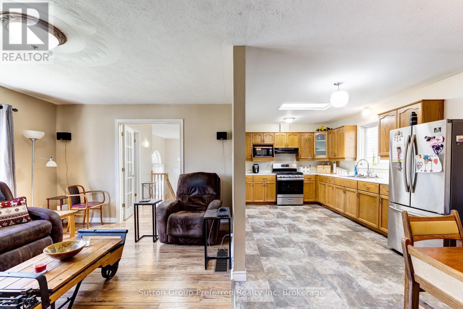 65 Hincks Street, Woodstock (Woodstock - South), Ontario  N4S 3W8 - Photo 12 - X13039862