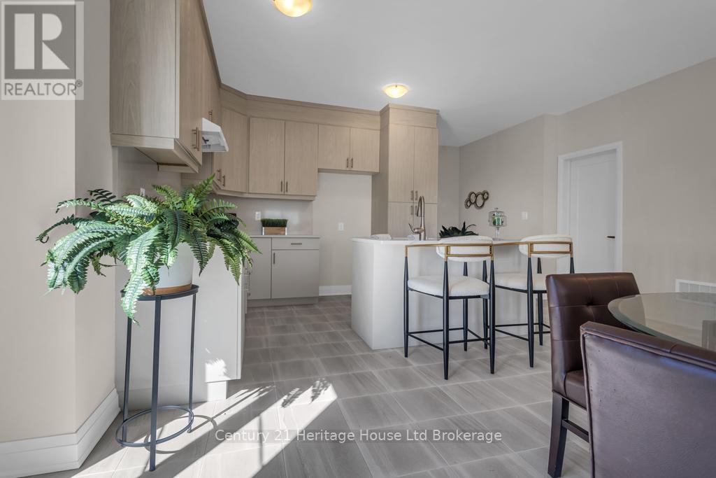 230 Middleton Street, Zorra (Thamesford), Ontario  N0M 2M0 - Photo 14 - X13049690