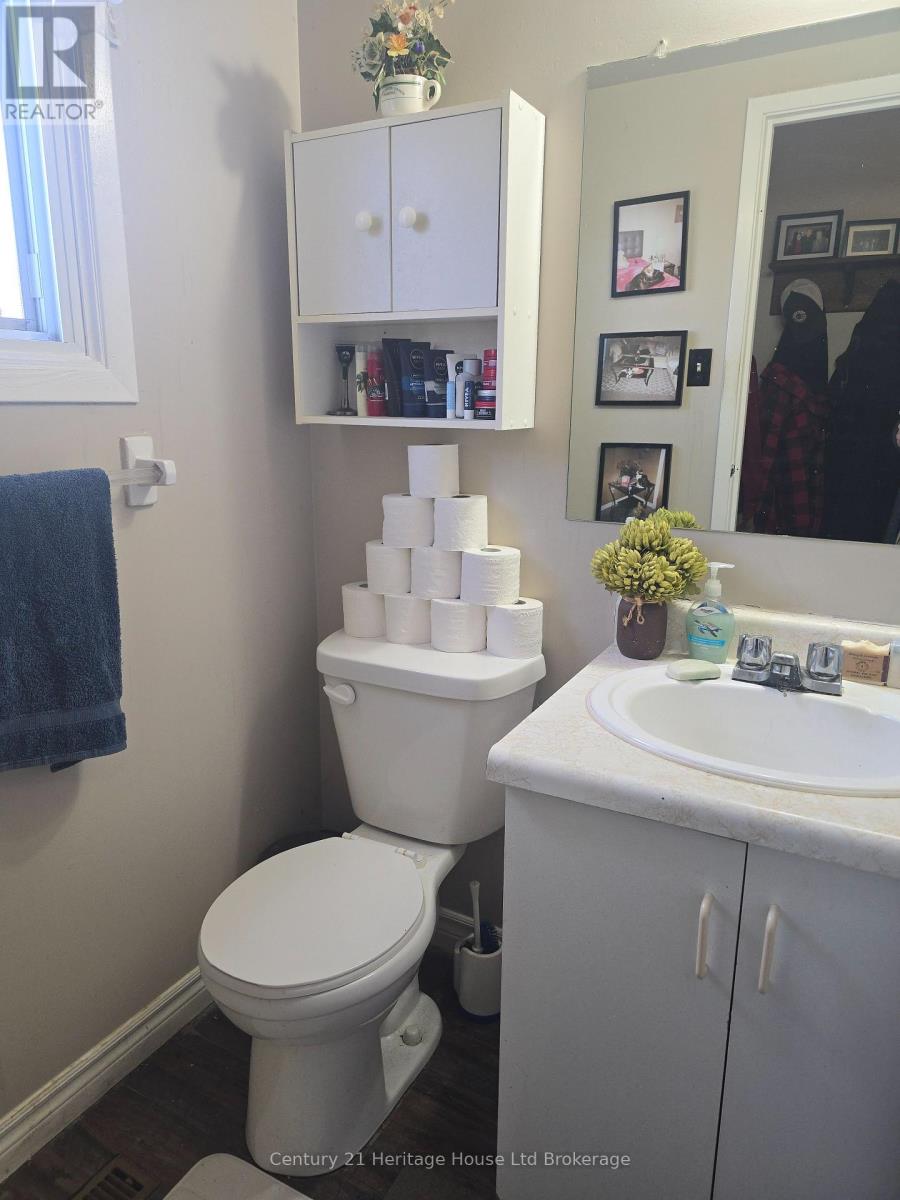25 - 481 Springbank Avenue N, Woodstock (Woodstock - North), Ontario  N4T 1R1 - Photo 7 - X13052256