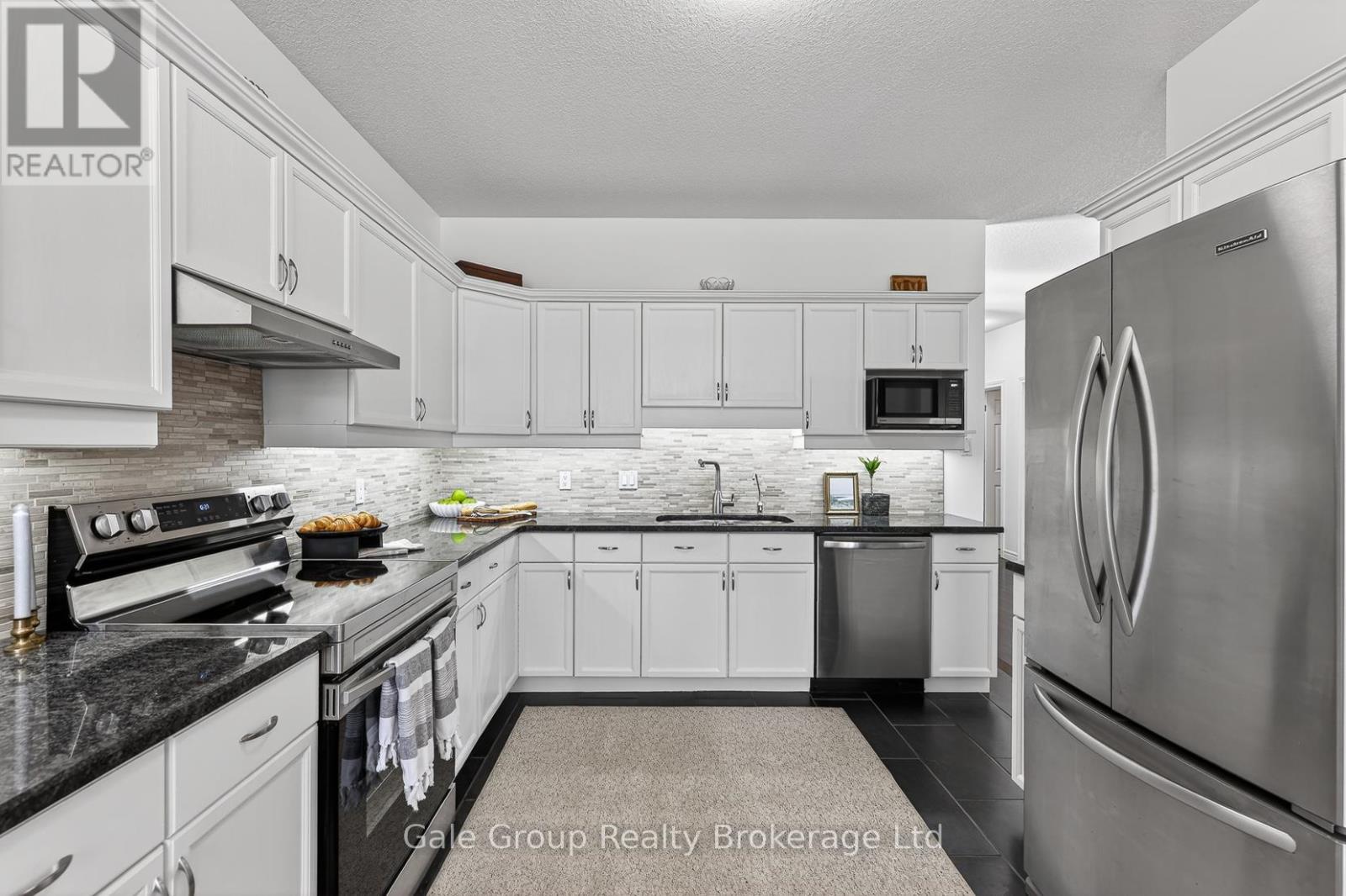 89 Woodvale Drive, Thames Centre (Dorchester), Ontario  N0L 1G3 - Photo 11 - X13053592