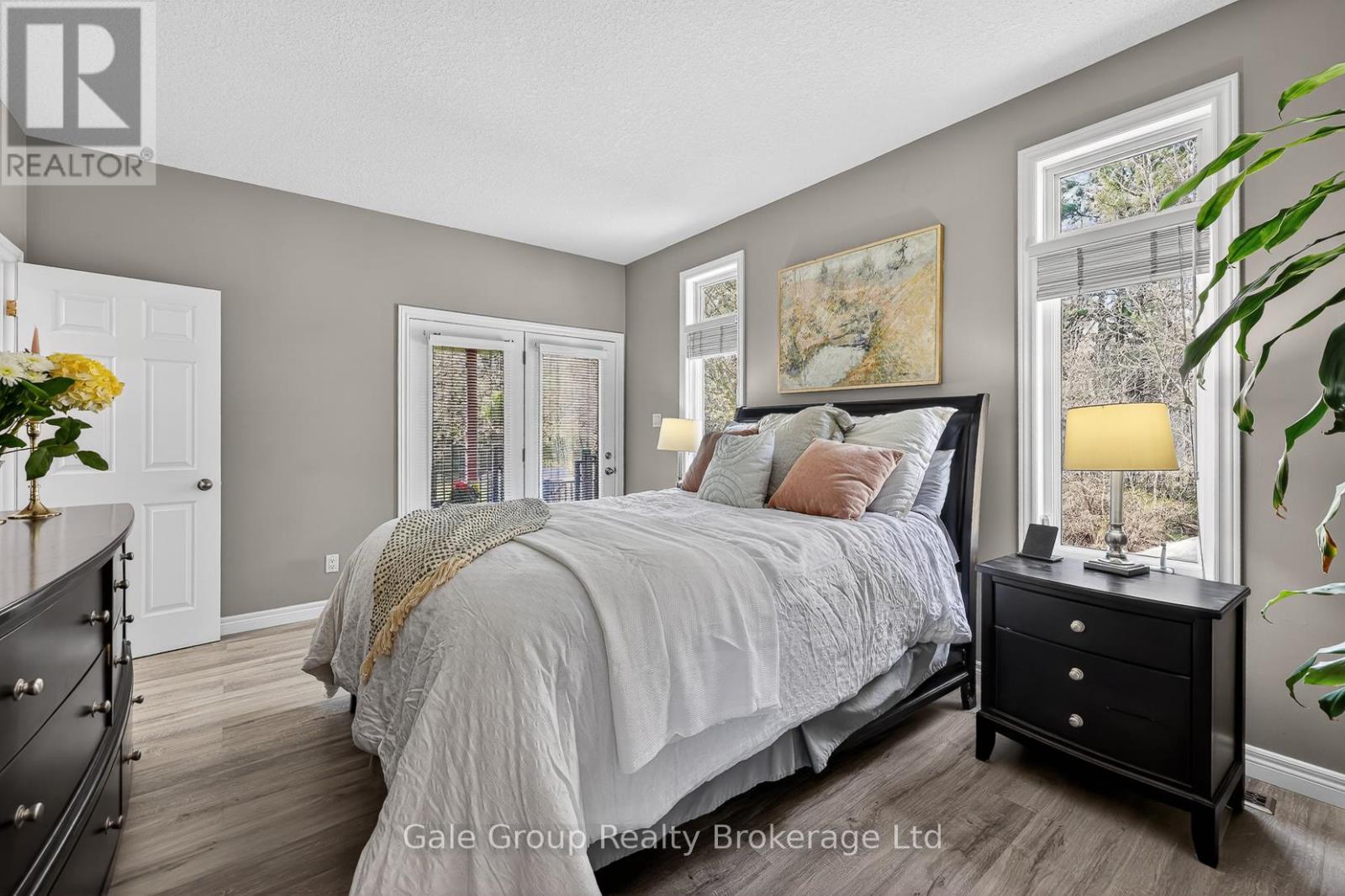 89 Woodvale Drive, Thames Centre (Dorchester), Ontario  N0L 1G3 - Photo 19 - X13053592