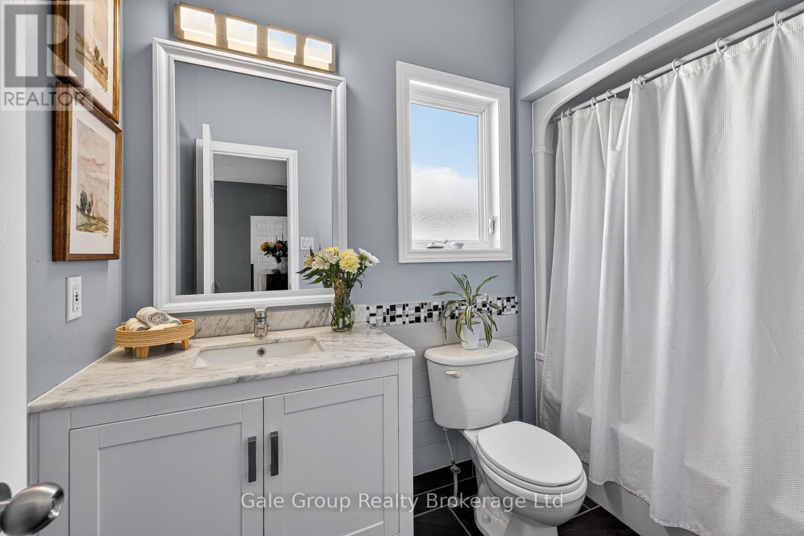 89 Woodvale Drive, Thames Centre (Dorchester), Ontario  N0L 1G3 - Photo 20 - X13053592