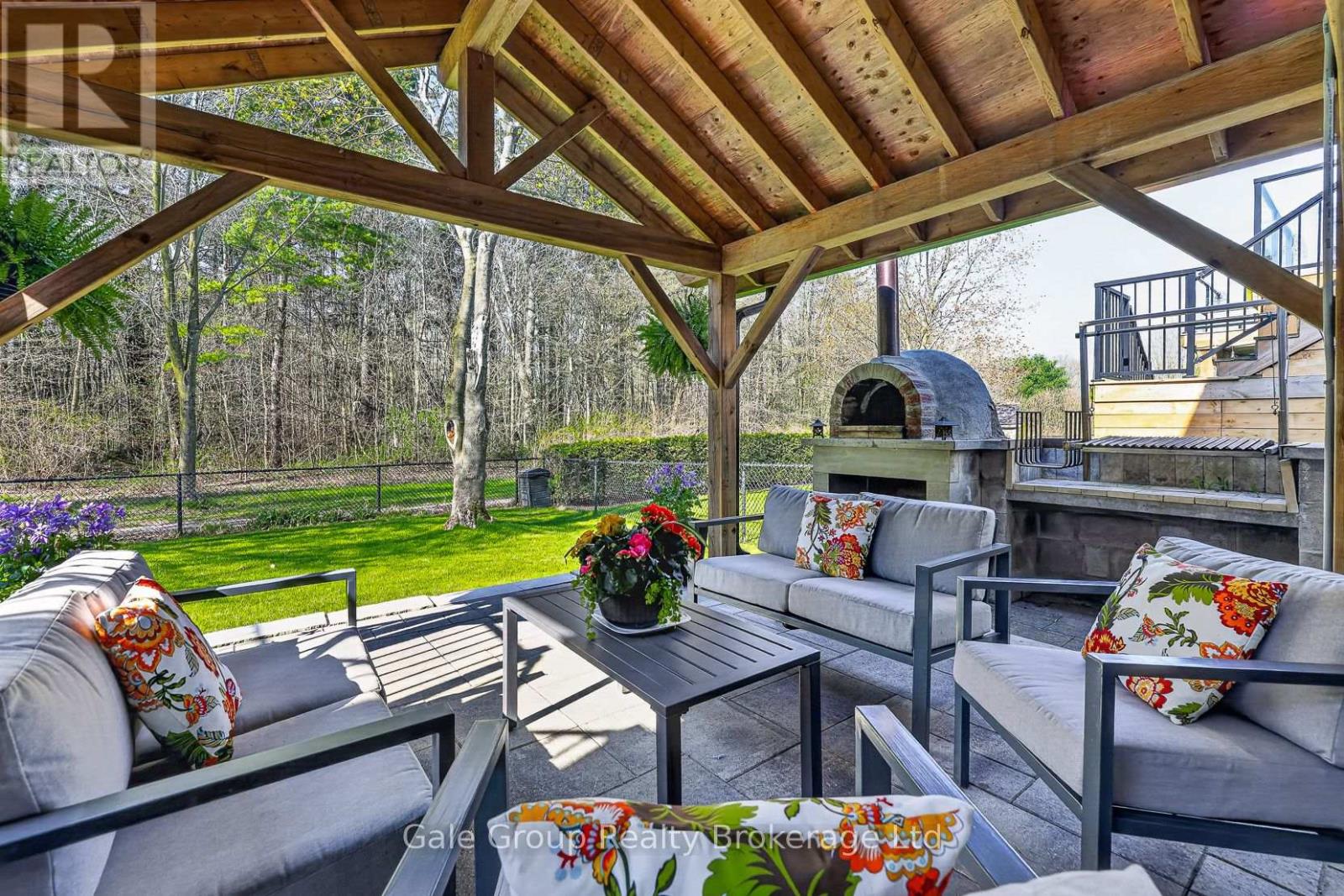 89 Woodvale Drive, Thames Centre (Dorchester), Ontario  N0L 1G3 - Photo 35 - X13053592