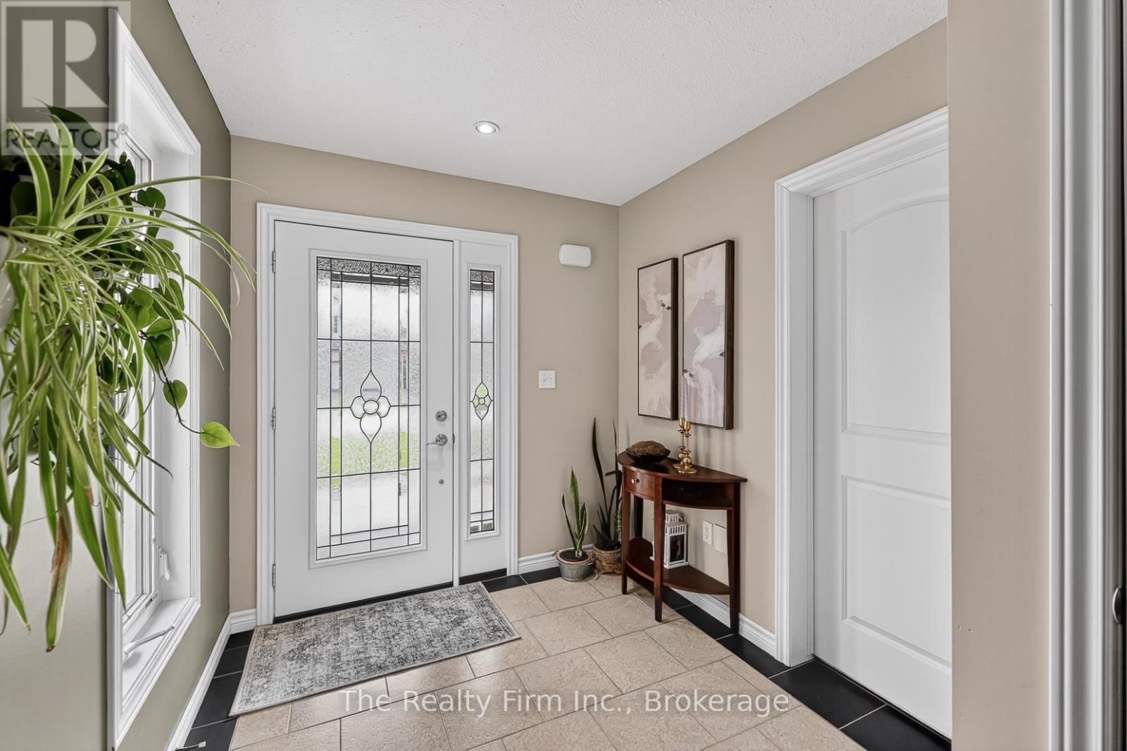 155 Forestway Trail, Woodstock (Woodstock - South), Ontario  N4S 9A7 - Photo 8 - X13059674