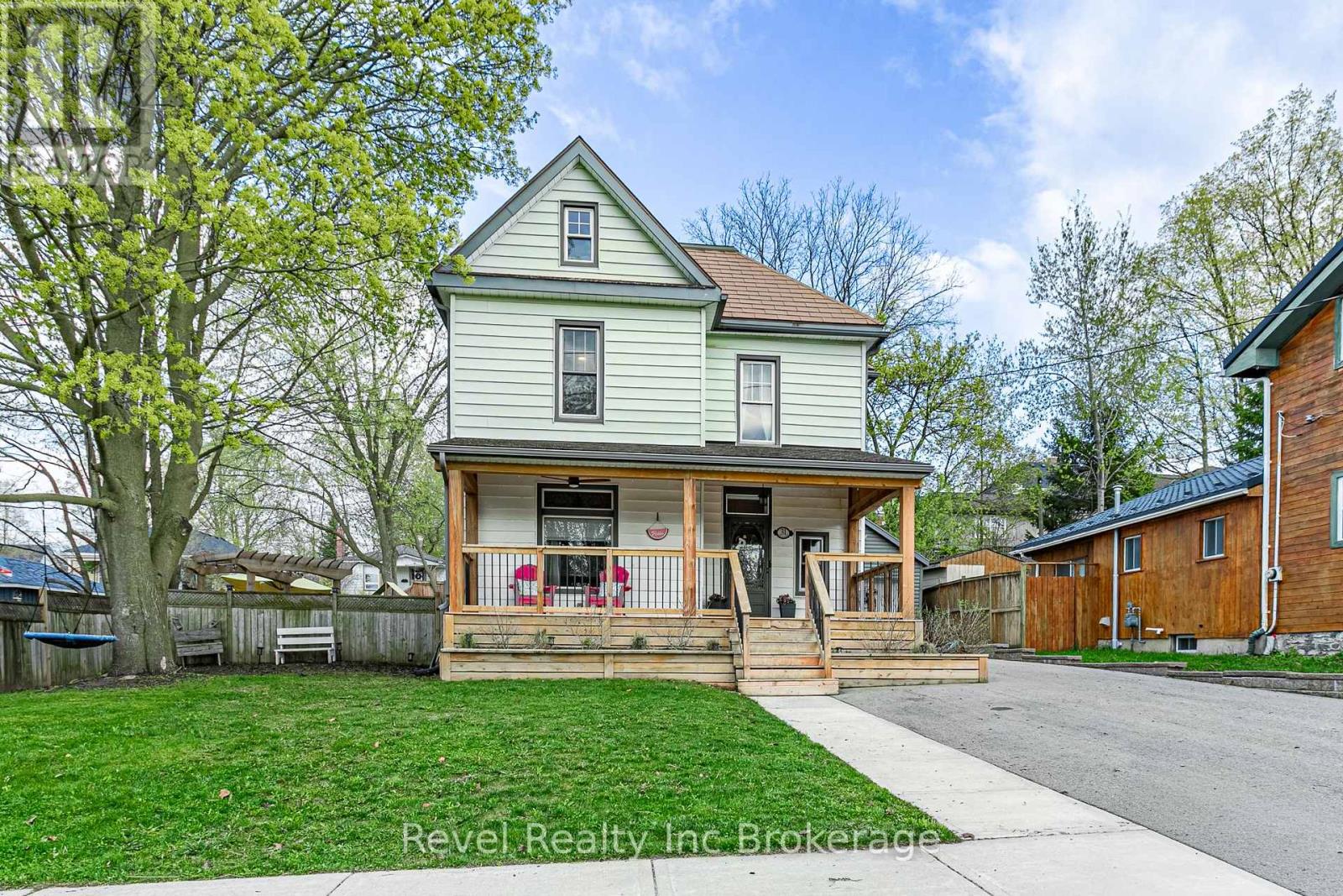 31 Ann Street, Ingersoll (Ingersoll - South), Ontario  N5C 2E9 - Photo 2 - X13061182