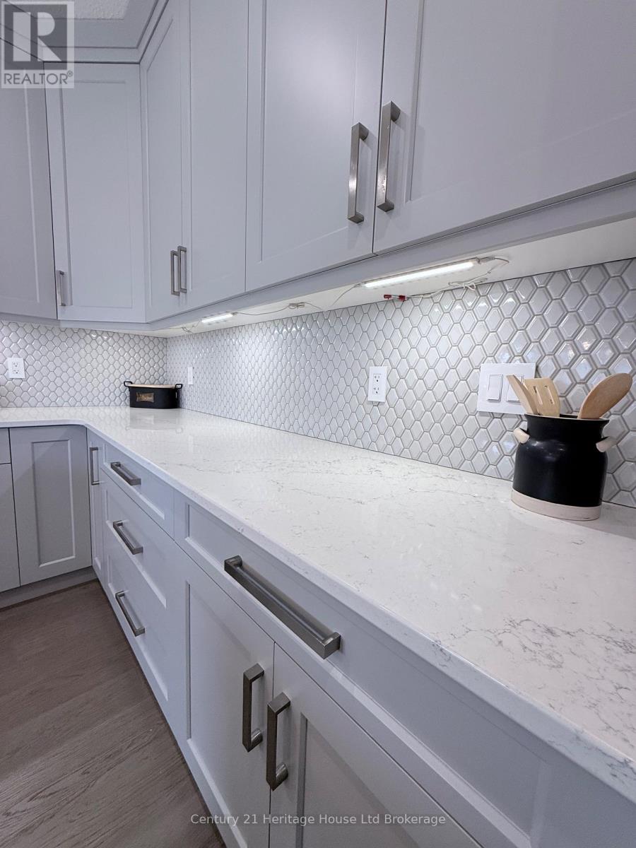 1411 Sandbar Street, London North (North I), Ontario  N6G 0V4 - Photo 13 - X13064134