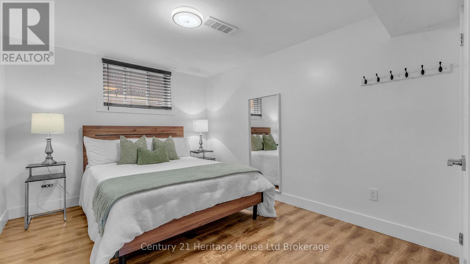 1411 Sandbar Street, London North (North I), Ontario  N6G 0V4 - Photo 36 - X13064134