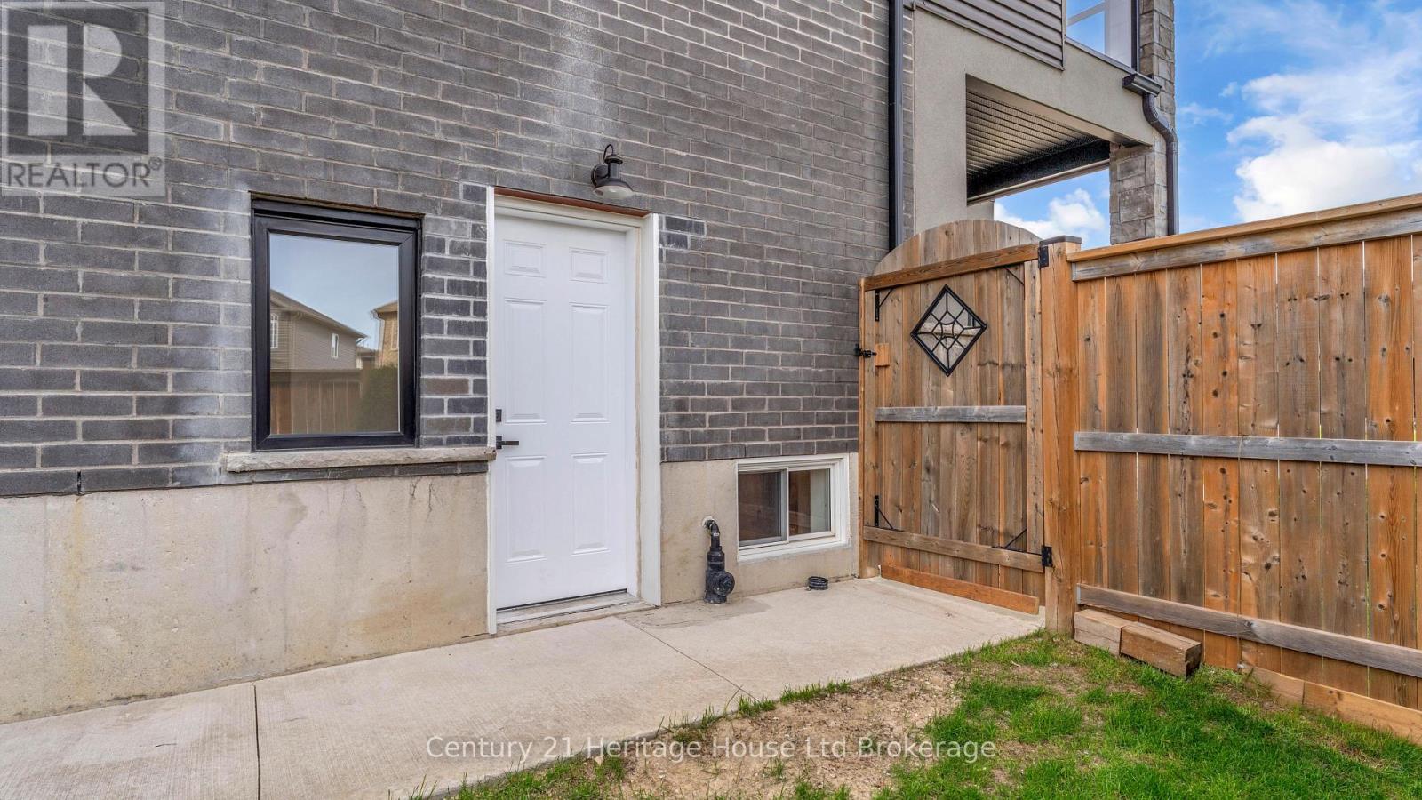 1411 Sandbar Street, London North (North I), Ontario  N6G 0V4 - Photo 37 - X13064134