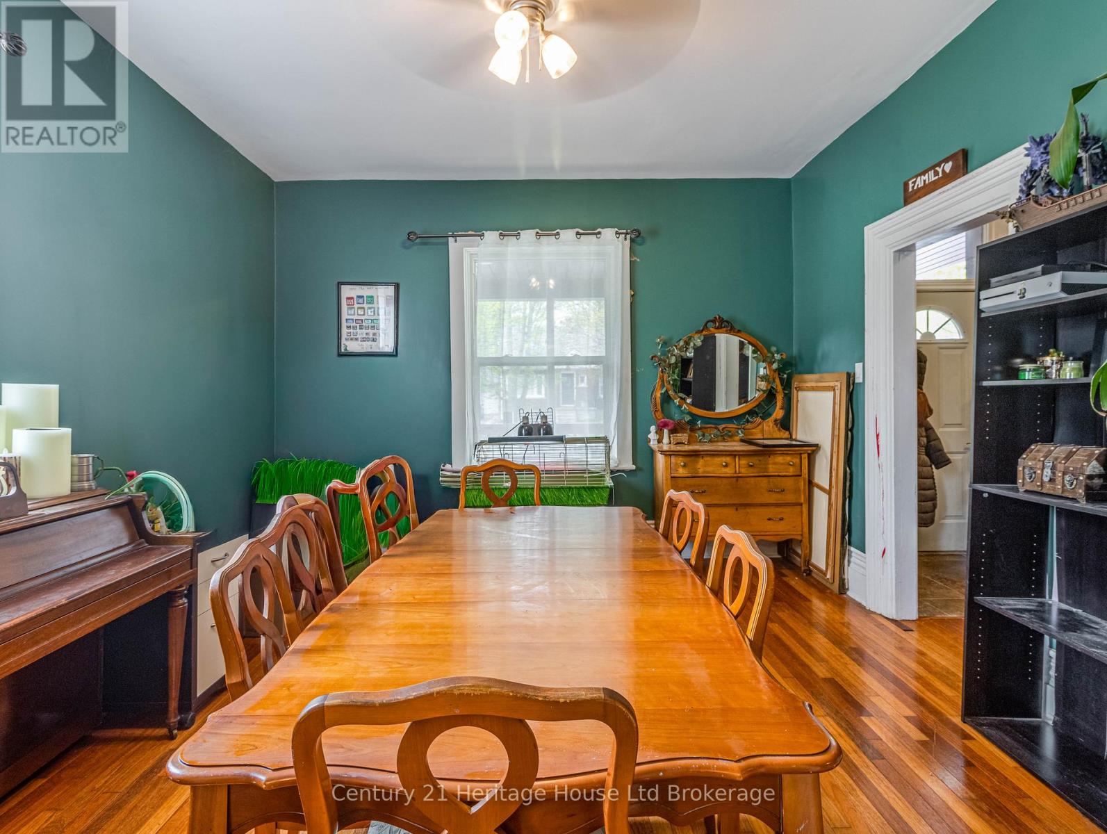 552 Hatch Street, Woodstock (Woodstock - South), Ontario  N4S 1N6 - Photo 4 - X13065580