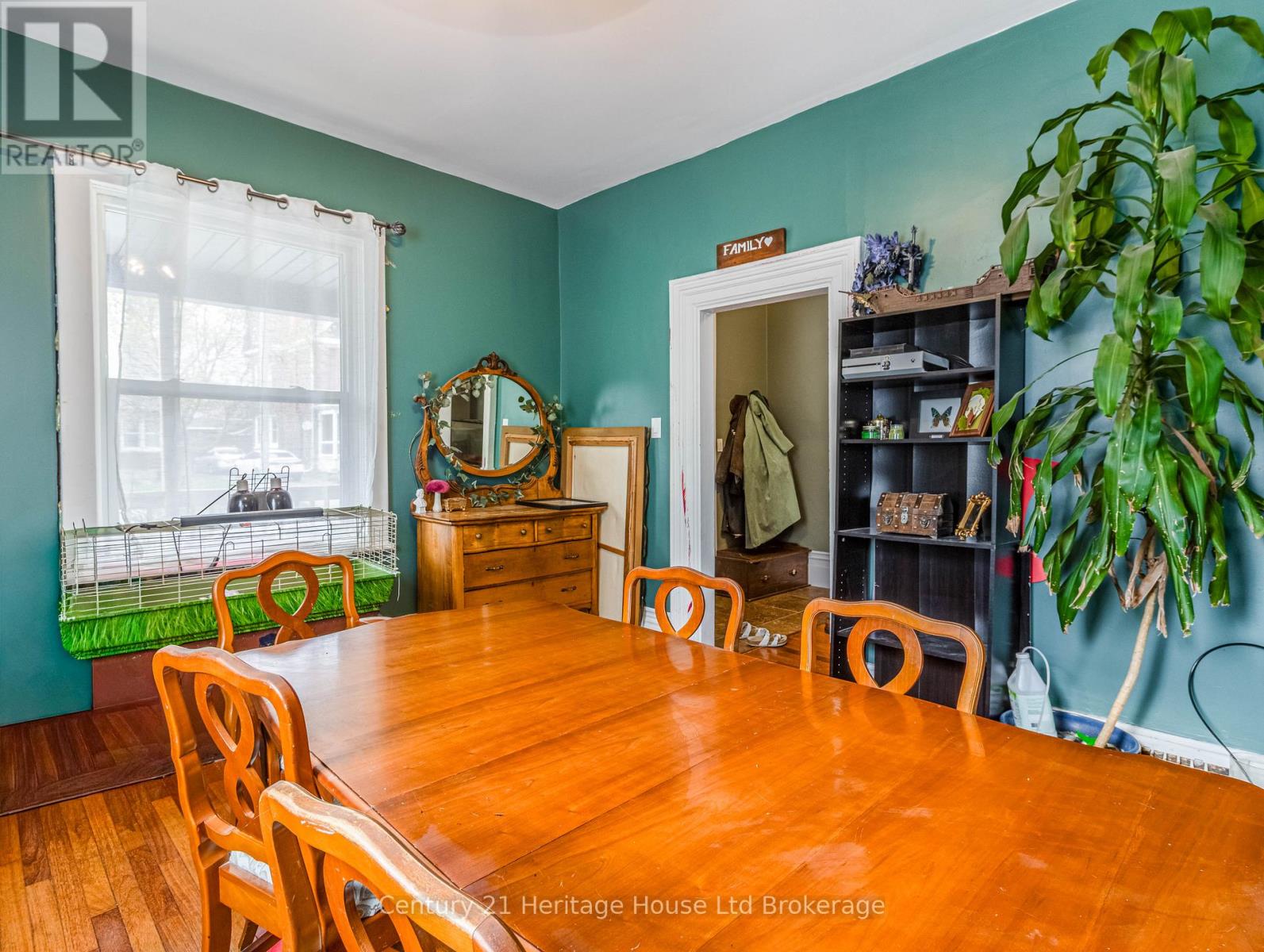 552 Hatch Street, Woodstock (Woodstock - South), Ontario  N4S 1N6 - Photo 5 - X13065580