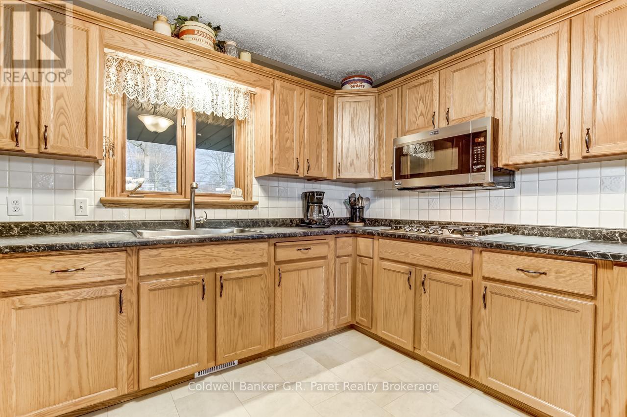 990 Norfolk County Road 21 Road, Norfolk, Ontario  N4B 2W4 - Photo 18 - X13067282