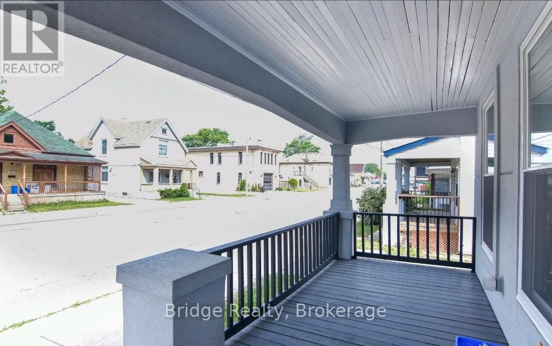 144 Adelaide Street N, London East (East L), Ontario  N6B 3G8 - Photo 2 - X13069322