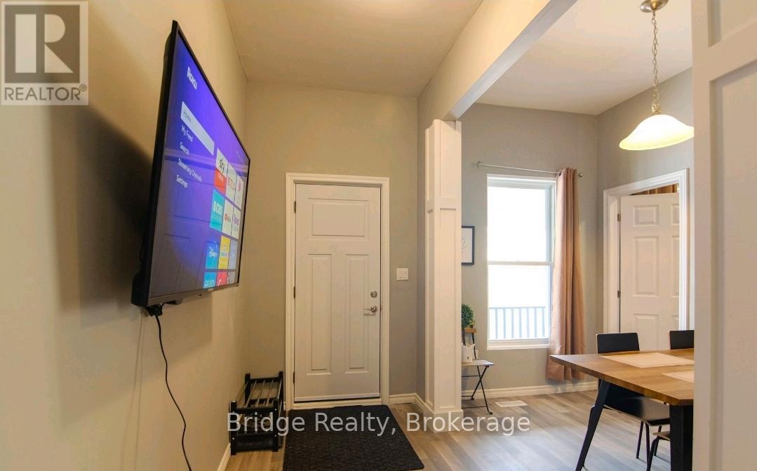 144 Adelaide Street N, London East (East L), Ontario  N6B 3G8 - Photo 9 - X13069322