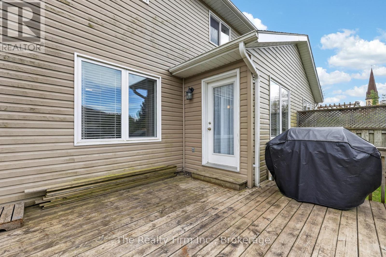 27 Catherine Street, Ingersoll (Ingersoll - North), Ontario  N5C 1L2 - Photo 13 - X13069412