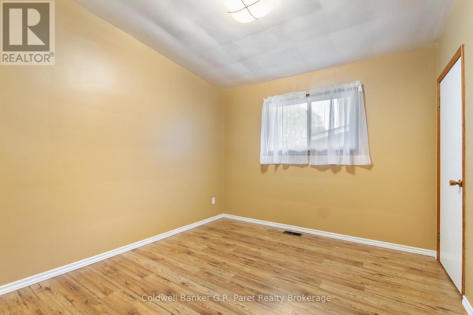 105 Queen Street, Tillsonburg, Ontario  N4G 3H4 - Photo 10 - X13070774