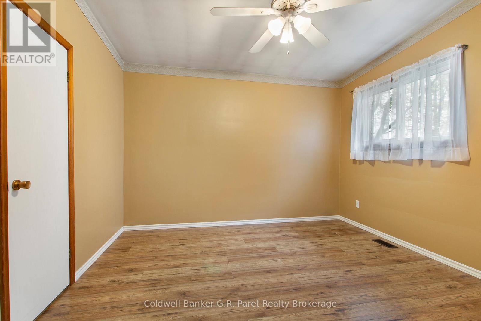 105 Queen Street, Tillsonburg, Ontario  N4G 3H4 - Photo 12 - X13070774
