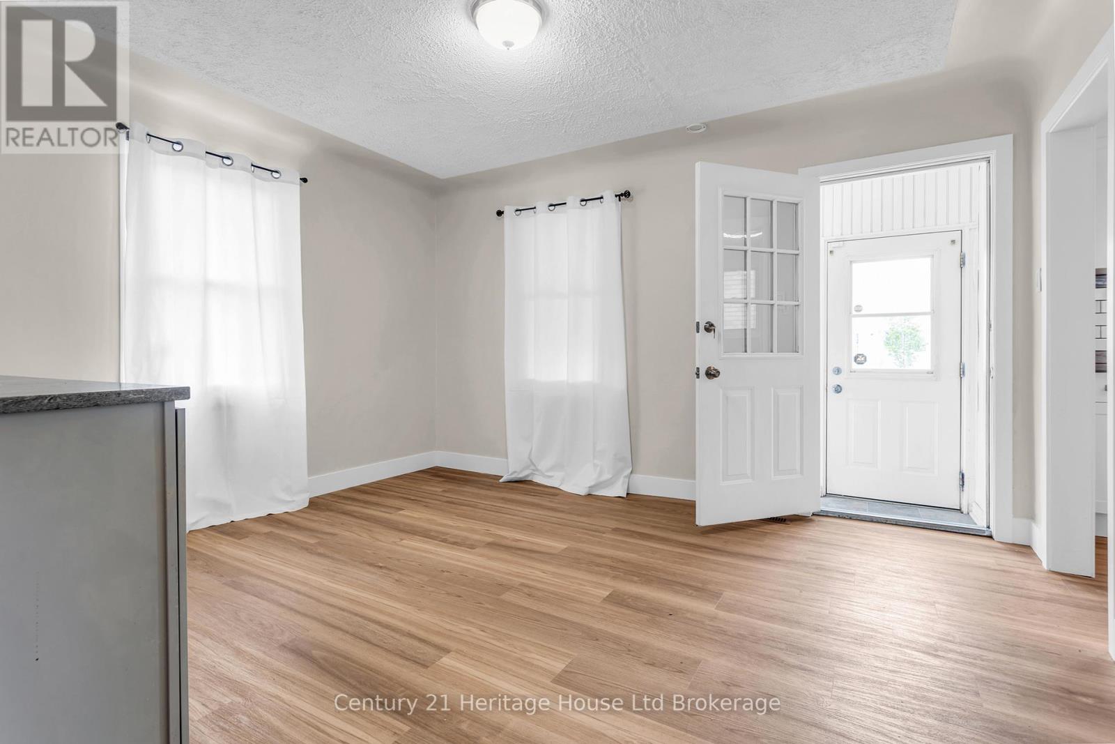 1098 Frances Street, London East (East M), Ontario  N5W 2L7 - Photo 11 - X13076814