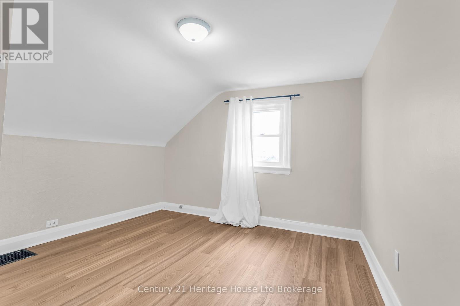 1098 Frances Street, London East (East M), Ontario  N5W 2L7 - Photo 13 - X13076814