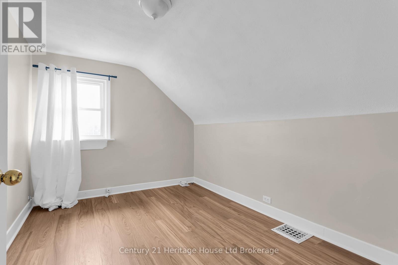 1098 Frances Street, London East (East M), Ontario  N5W 2L7 - Photo 14 - X13076814