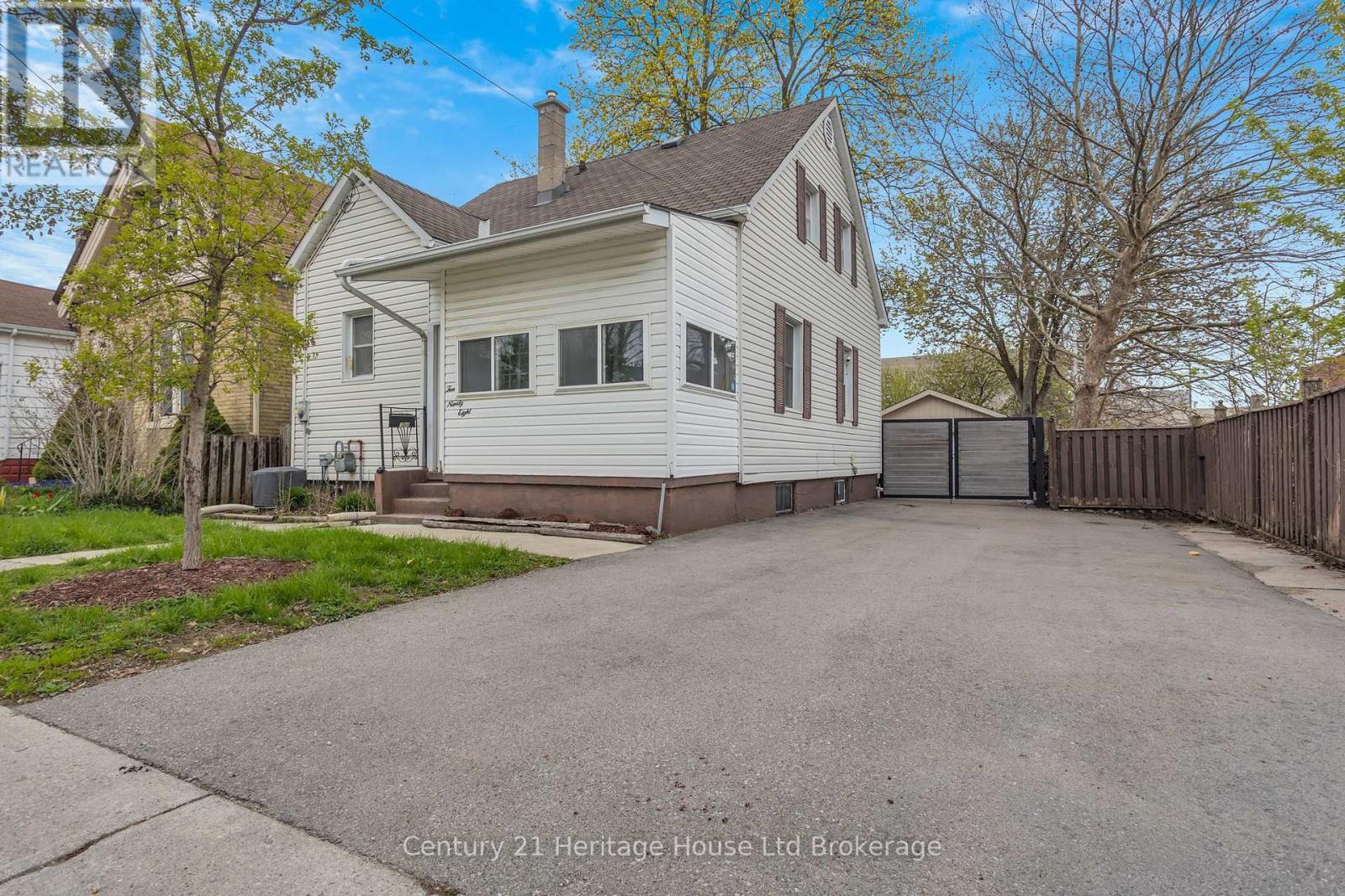 1098 Frances Street, London East (East M), Ontario  N5W 2L7 - Photo 2 - X13076814